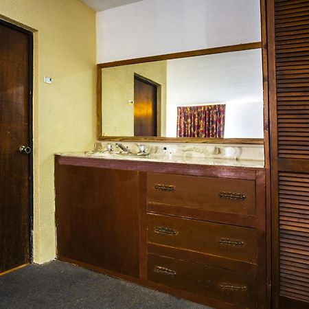 Oyo Hotel Oasis, マテワラ エクステリア 写真
