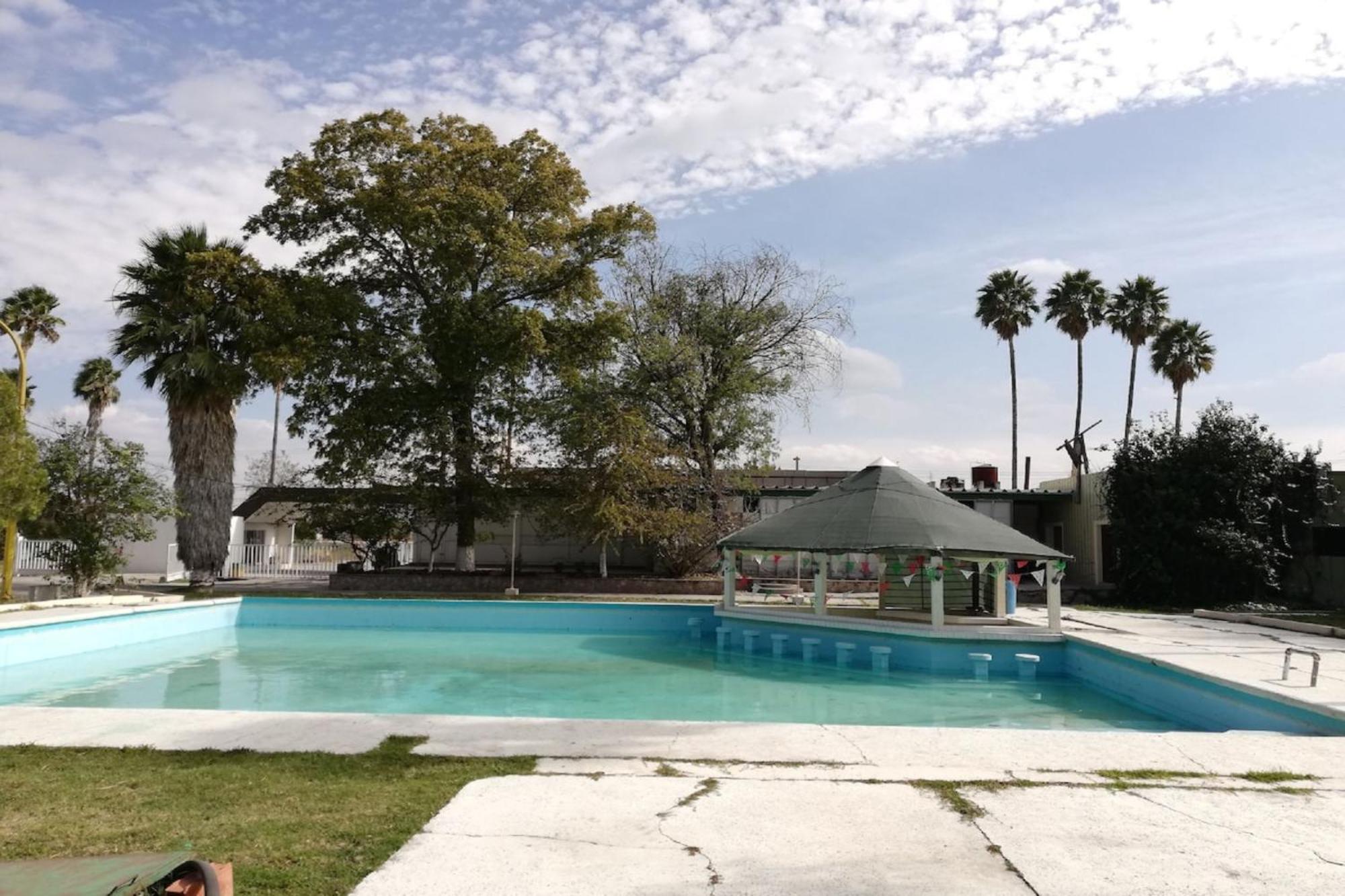 Oyo Hotel Oasis, マテワラ エクステリア 写真